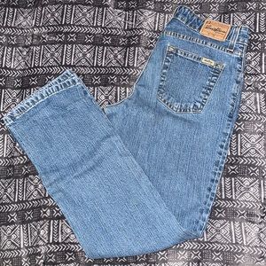 Mid-rise Levi Strauss